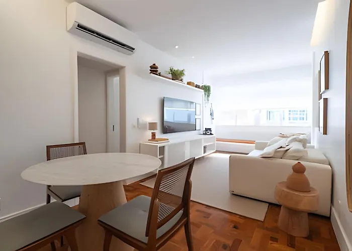 Deluxe Two-Bedroom Apartment